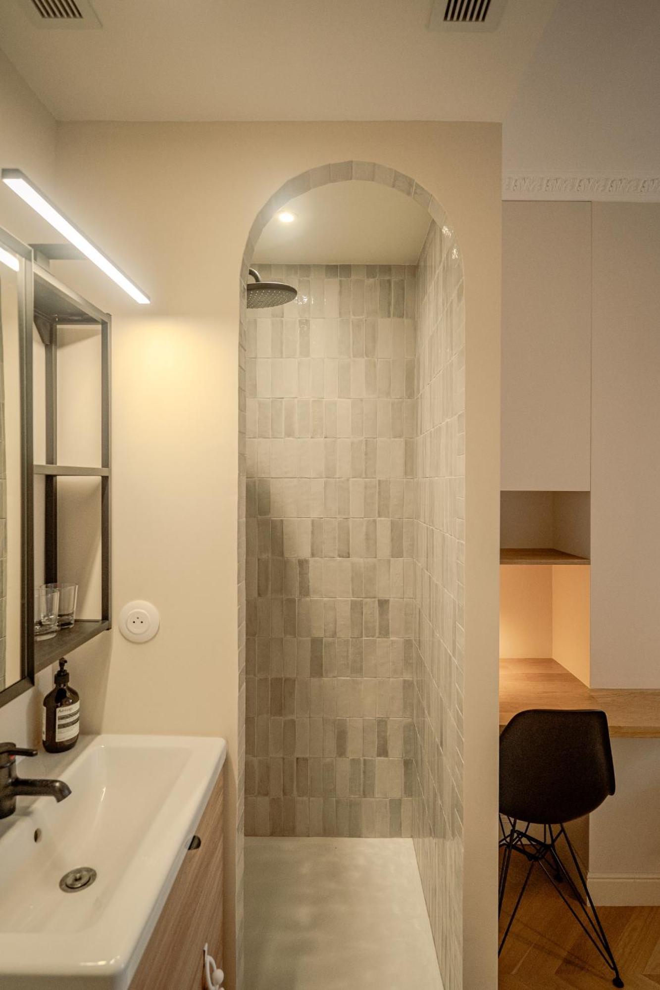 Apartment With Eiffel Tower View Paris