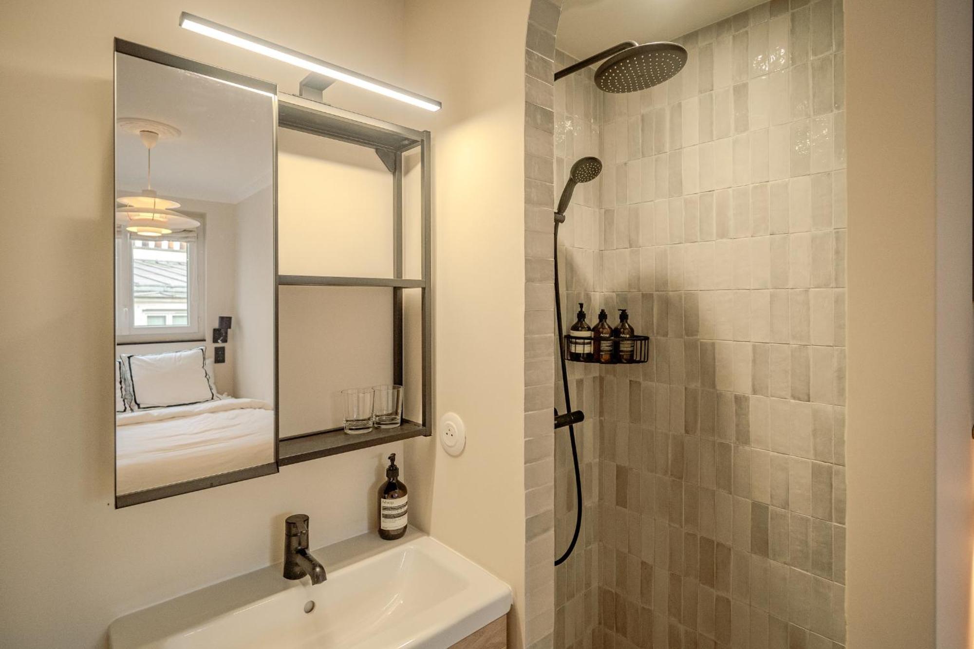 With Eiffel Tower View Appartamento Parigi