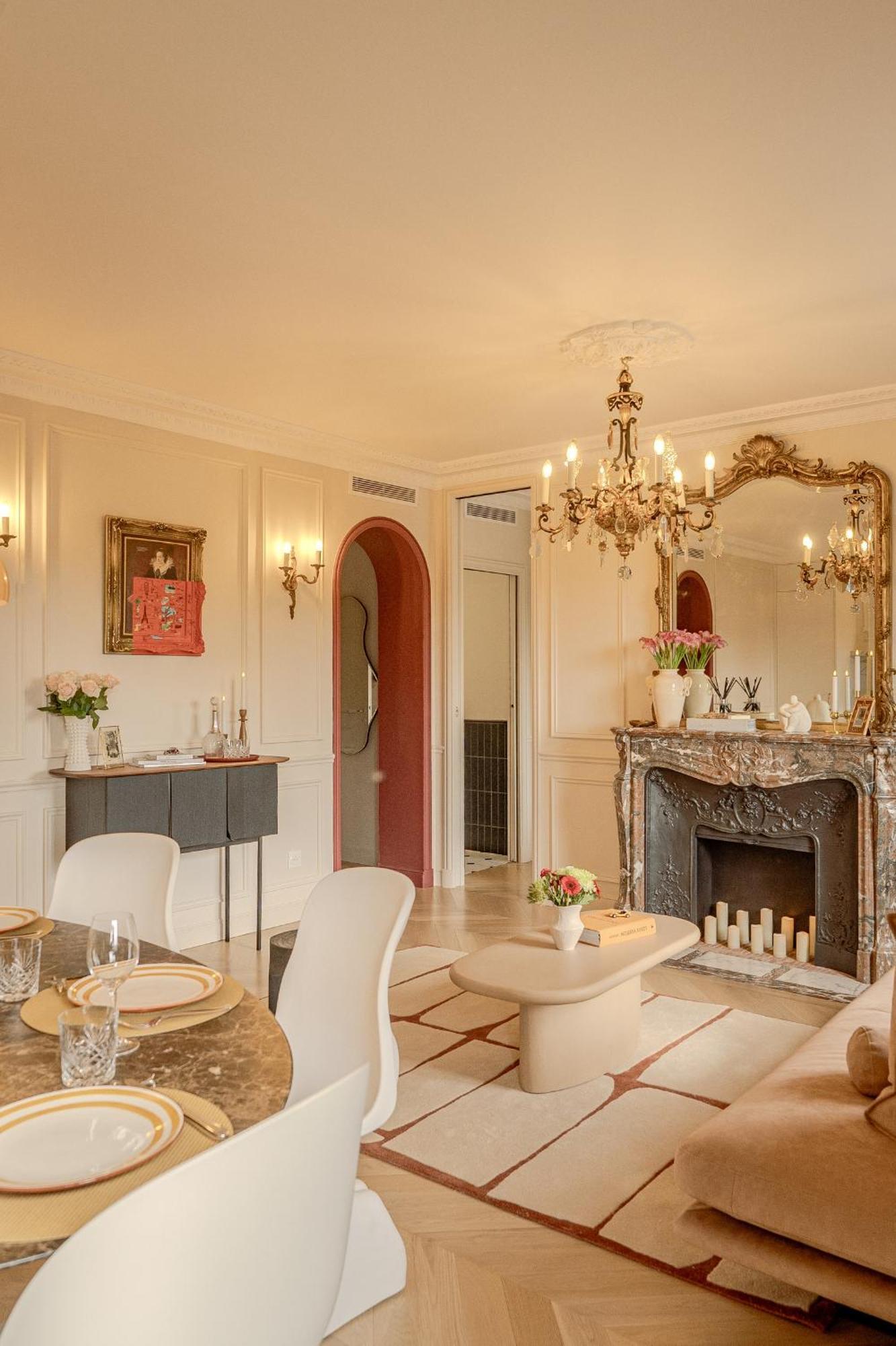 Appartamento With Eiffel Tower View Parigi