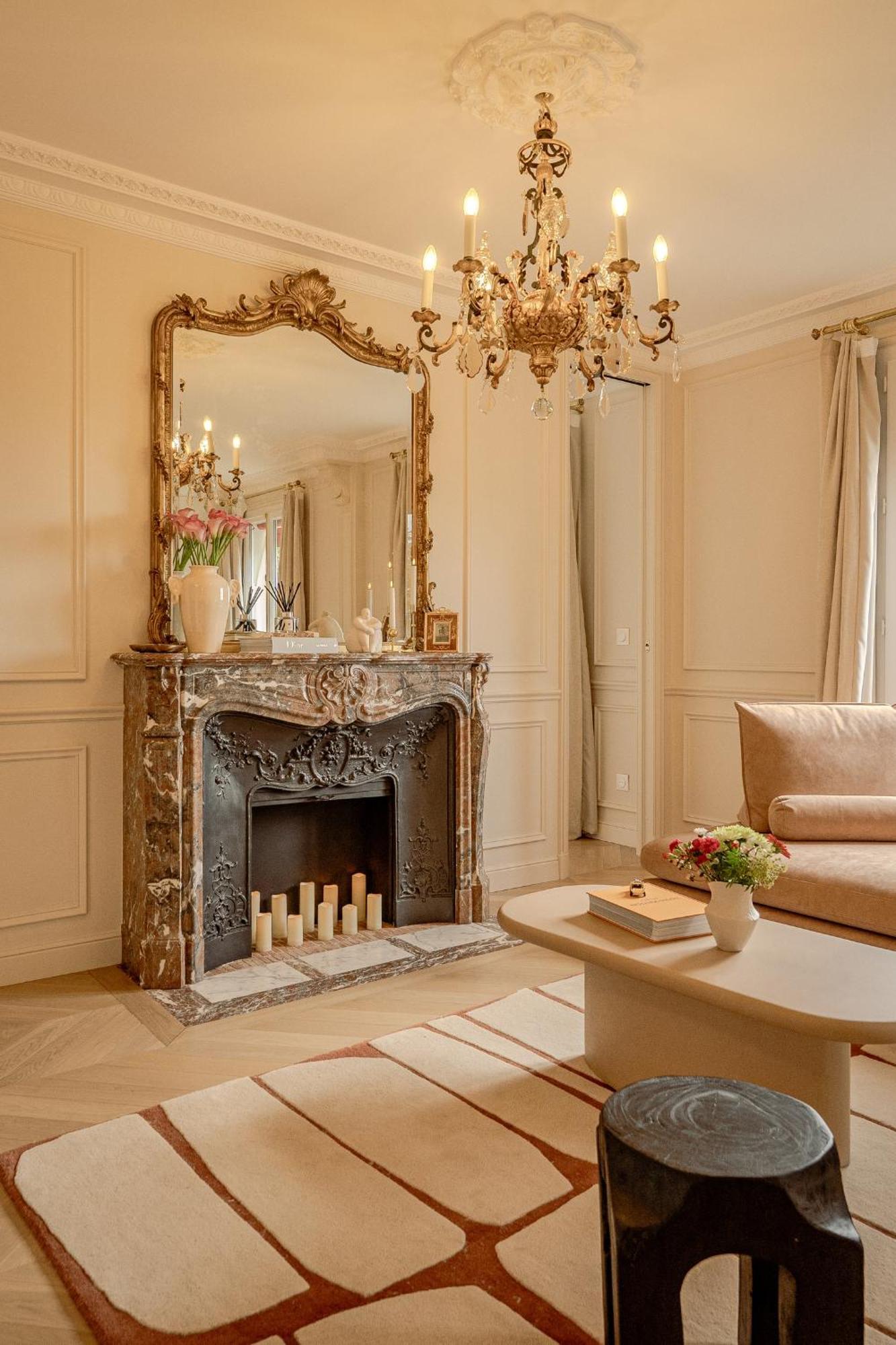 With Eiffel Tower View